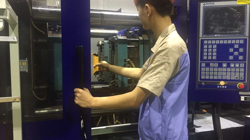 广东汽车模具批发安装服务：解析关键工艺与质量保障