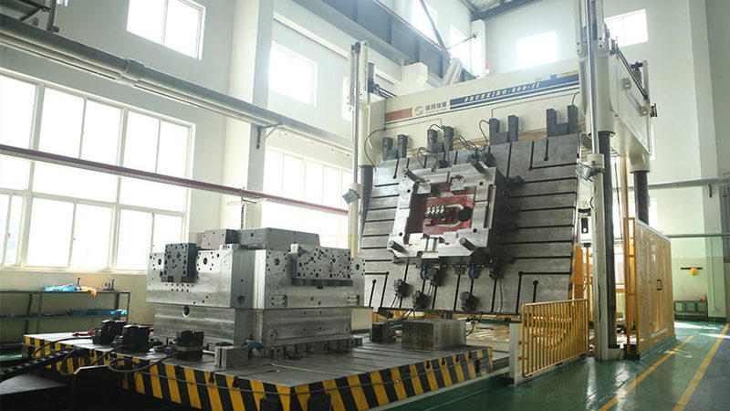 压铸模具与注塑模具：加工流程揭秘与关键要点