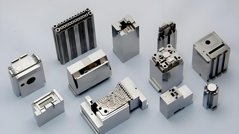 模具加工价格之谜：揭秘一吨模具的构成**